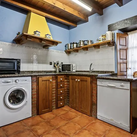 Casa Raquel Country house *