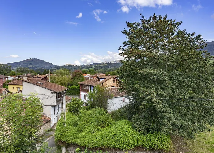 Casa Raquel * Mestas De Con